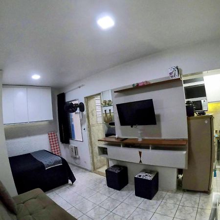 Sala living em prédio Familiar na Av da Praia Santos  Exterior foto