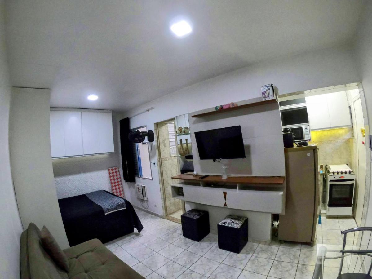 Sala living em prédio Familiar na Av da Praia Santos  Exterior foto