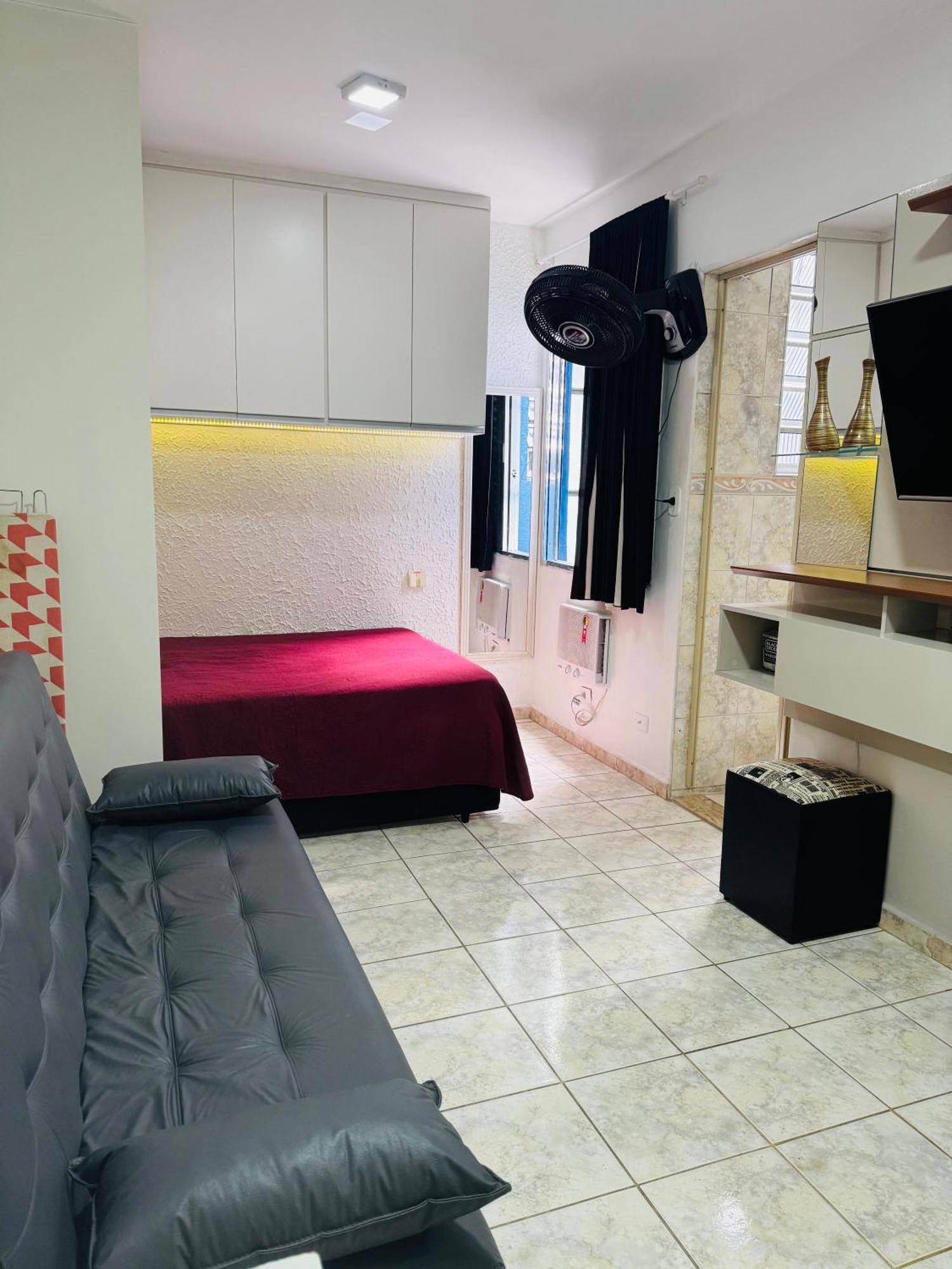 Sala living em prédio Familiar na Av da Praia Santos  Exterior foto